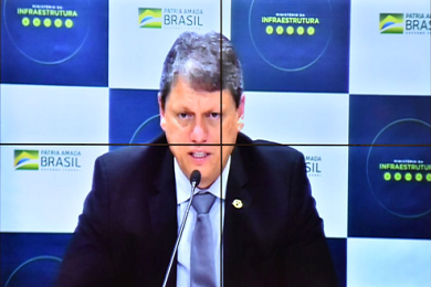 Ministro da Infraestrutura diz que vinculação de receitas limita investimentos públicos